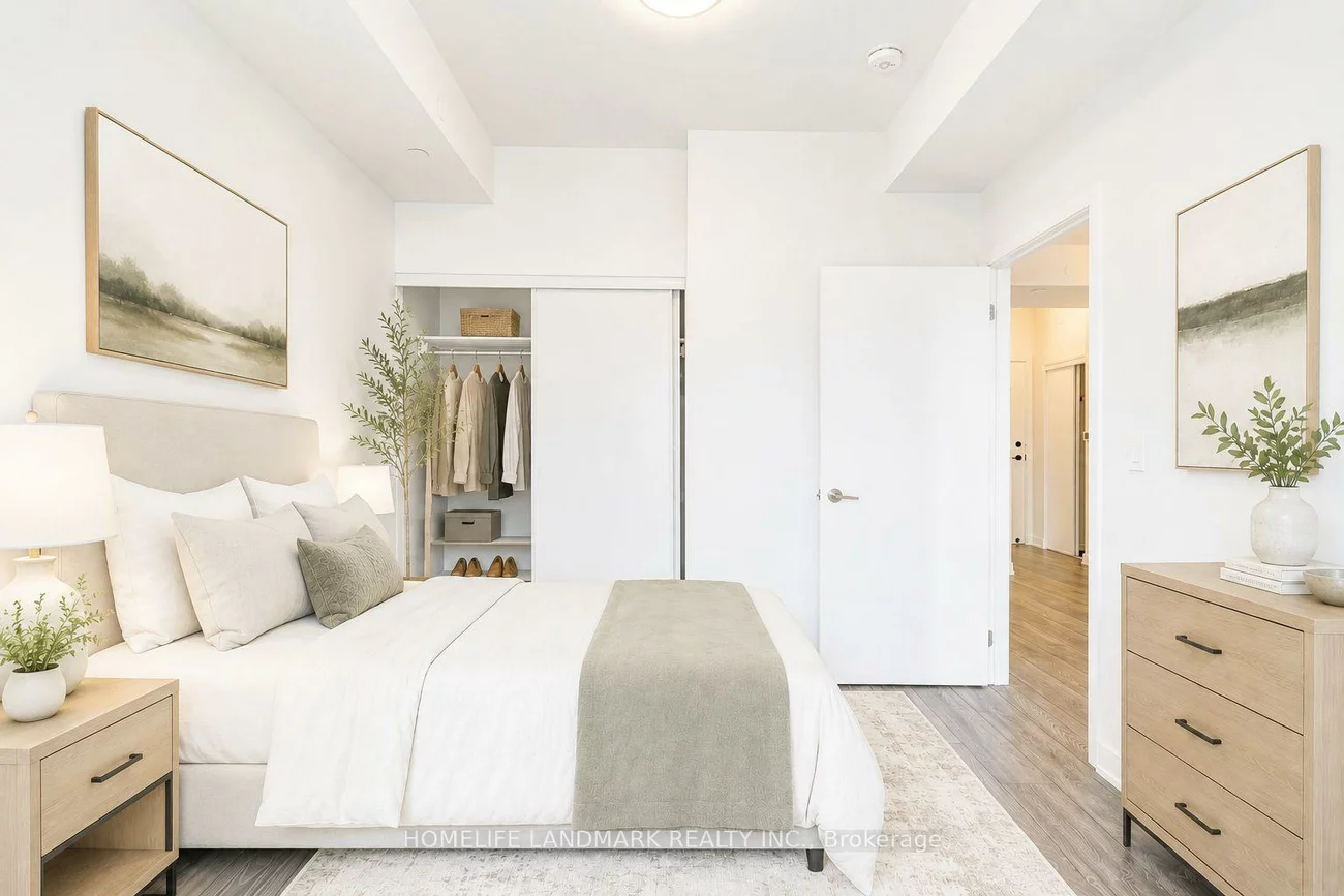 8888, Yonge, South Richvale, Richmond Hill