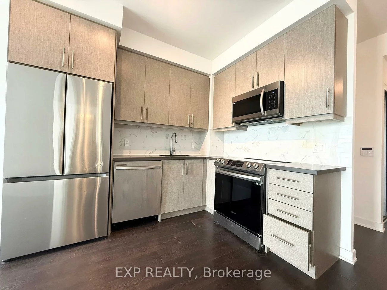105, Oneida, Langstaff, Richmond Hill