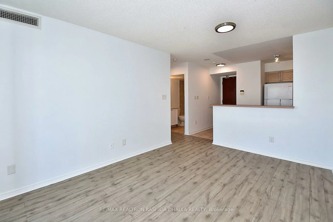 39, Oneida, Langstaff, Richmond Hill