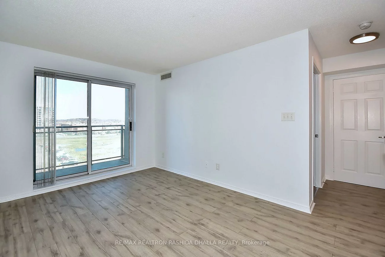 39, Oneida, Langstaff, Richmond Hill