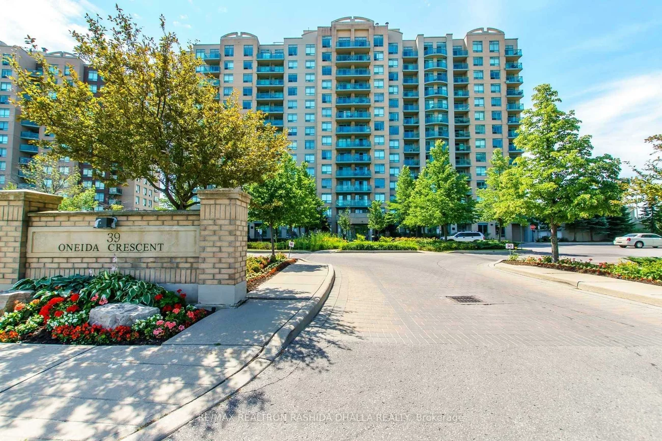 39, Oneida, Langstaff, Richmond Hill