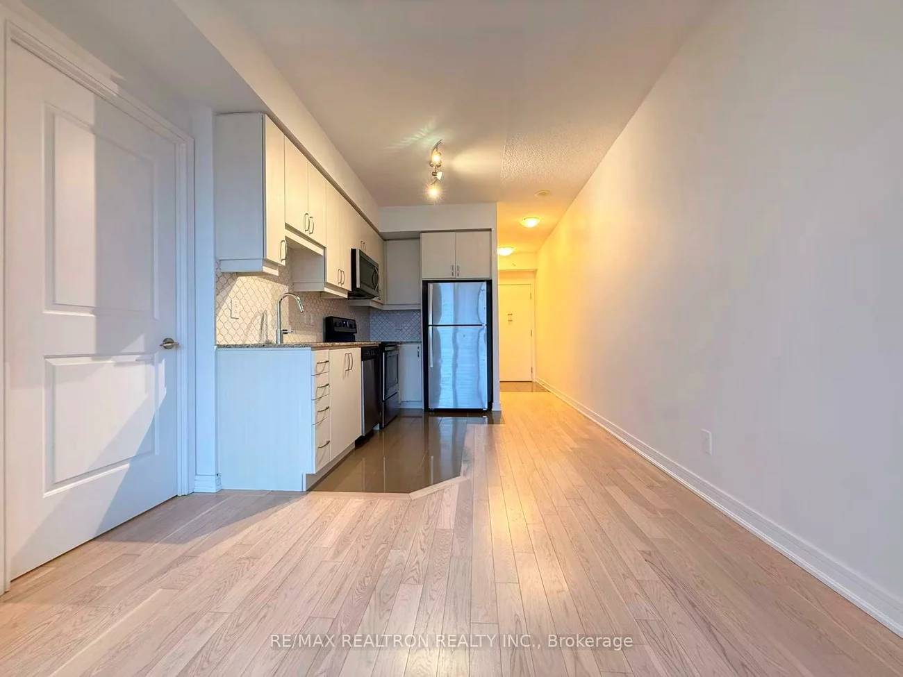 9205, Yonge, Langstaff, Richmond Hill