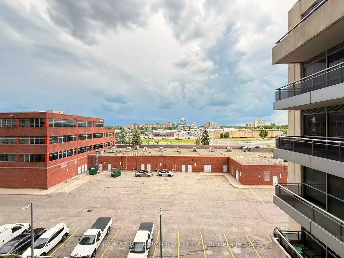 9205, Yonge, Langstaff, Richmond Hill