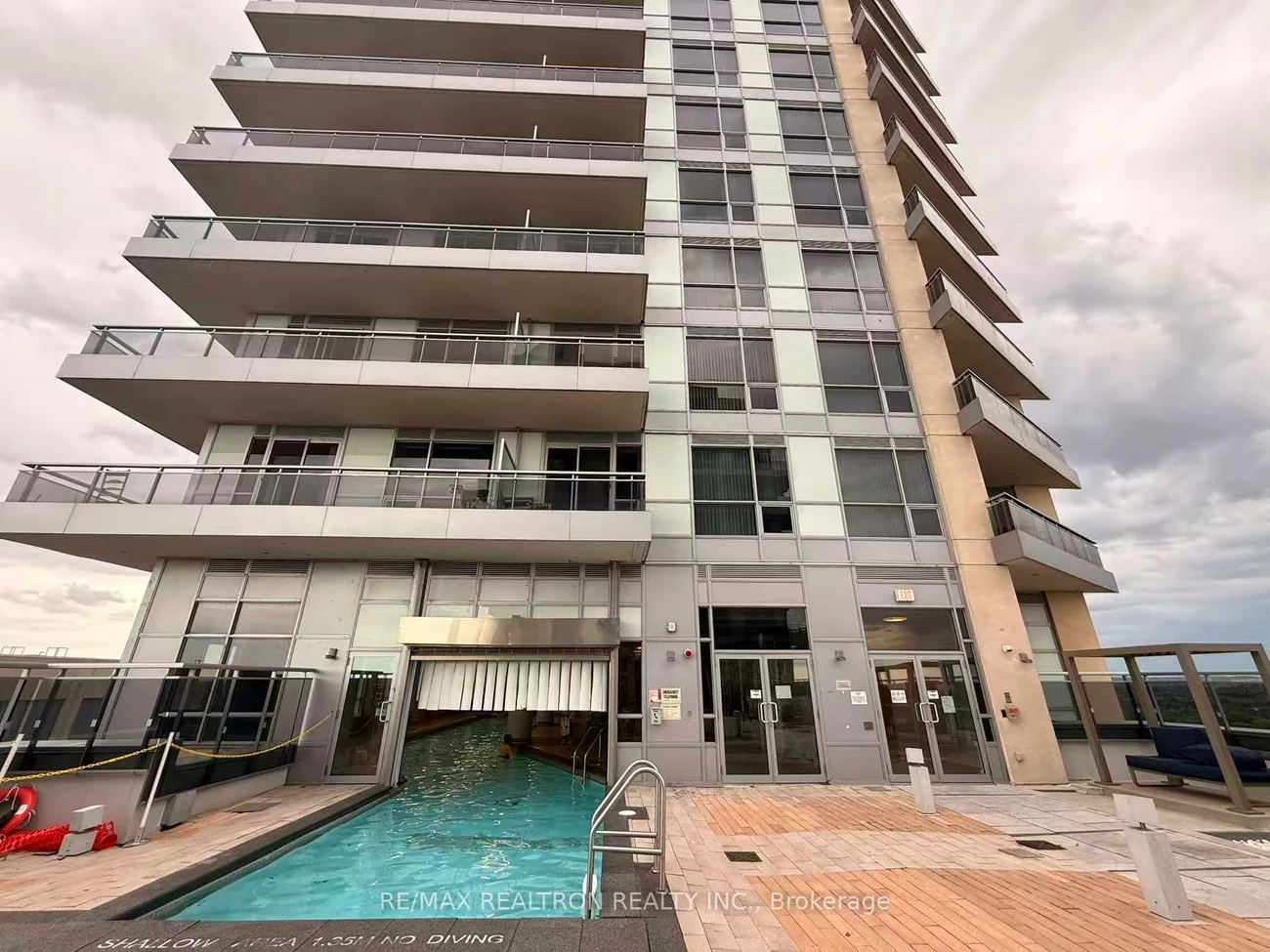 9205, Yonge, Langstaff, Richmond Hill