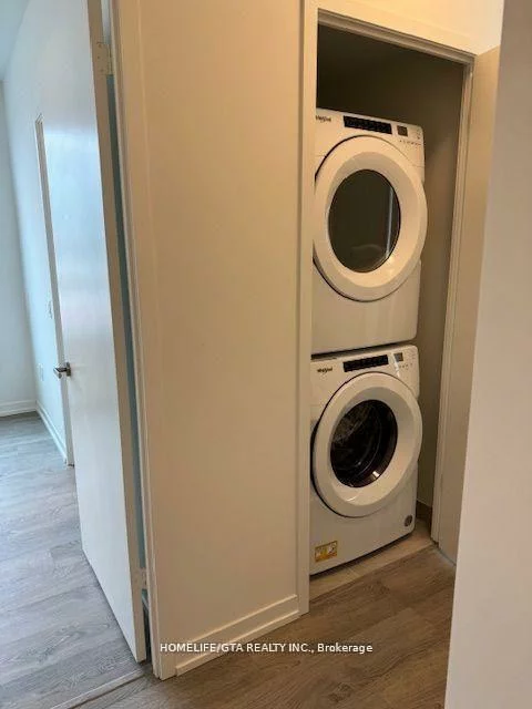 8868, Yonge, South Richvale, Richmond Hill