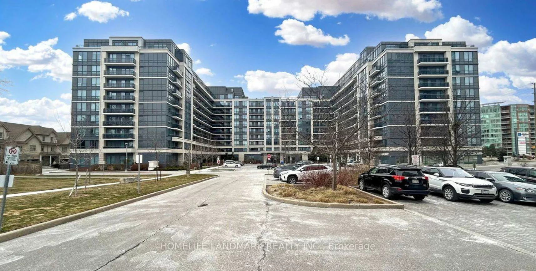 372, Highway 7, Doncrest, Richmond Hill