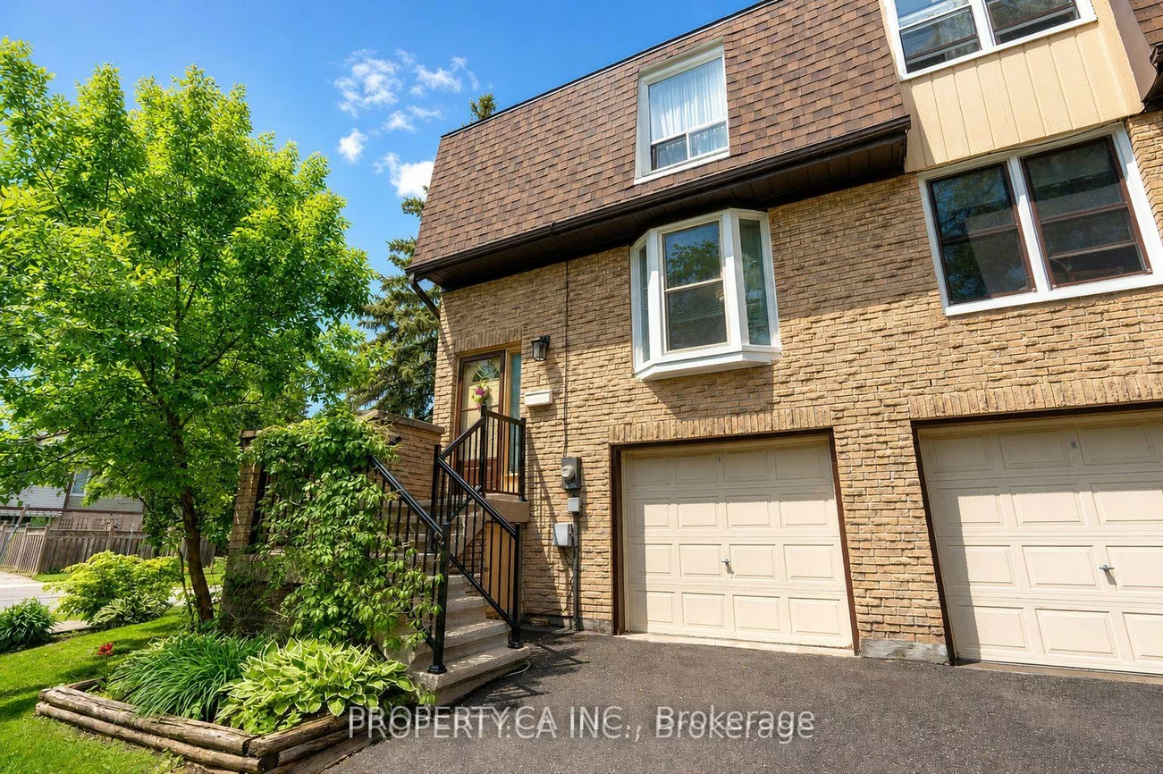 209, Castle Rock, North Richvale, Richmond Hill