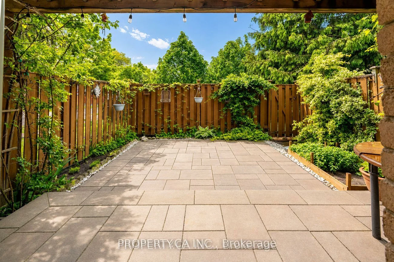 209, Castle Rock, North Richvale, Richmond Hill