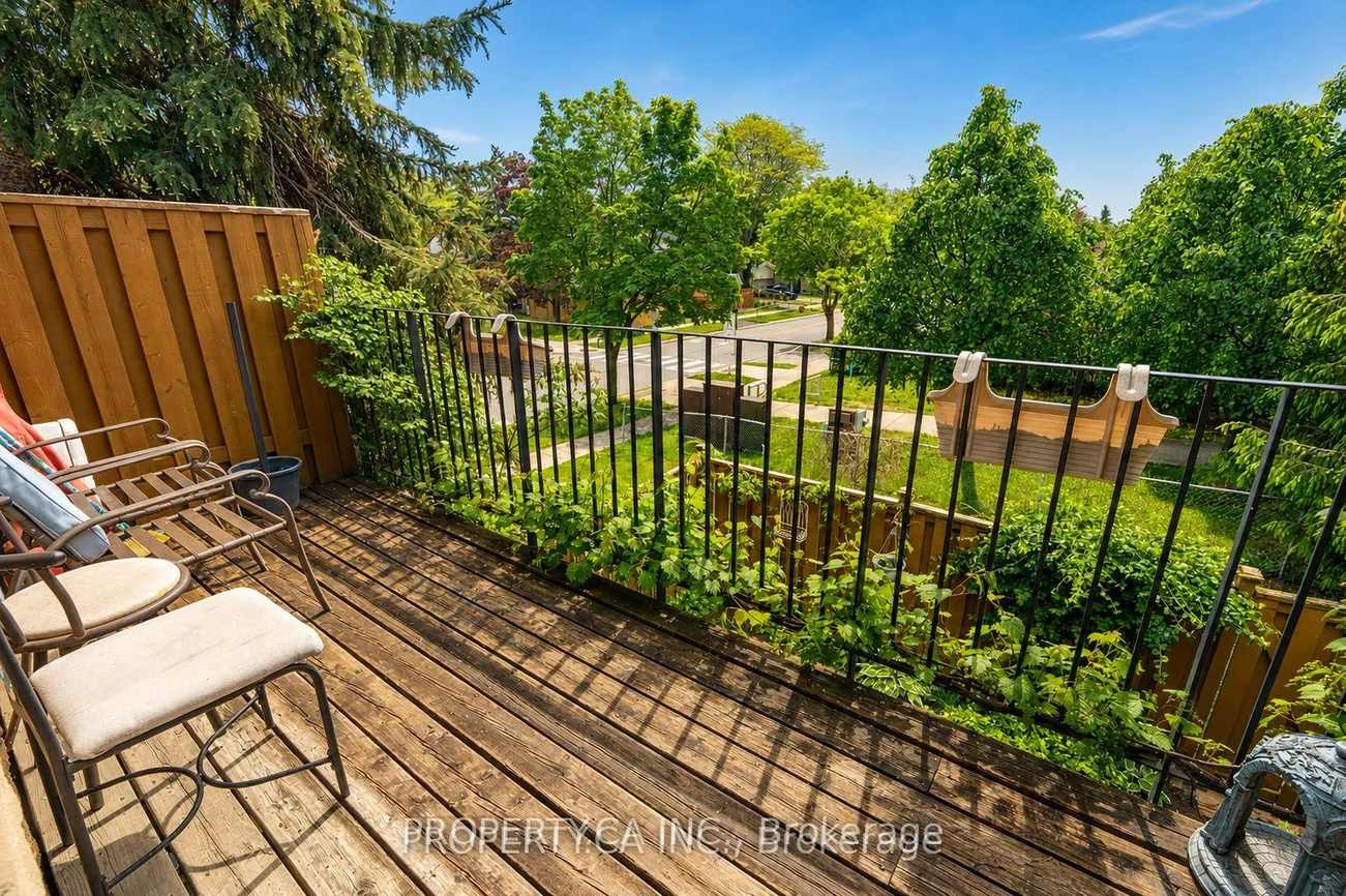 209, Castle Rock, North Richvale, Richmond Hill
