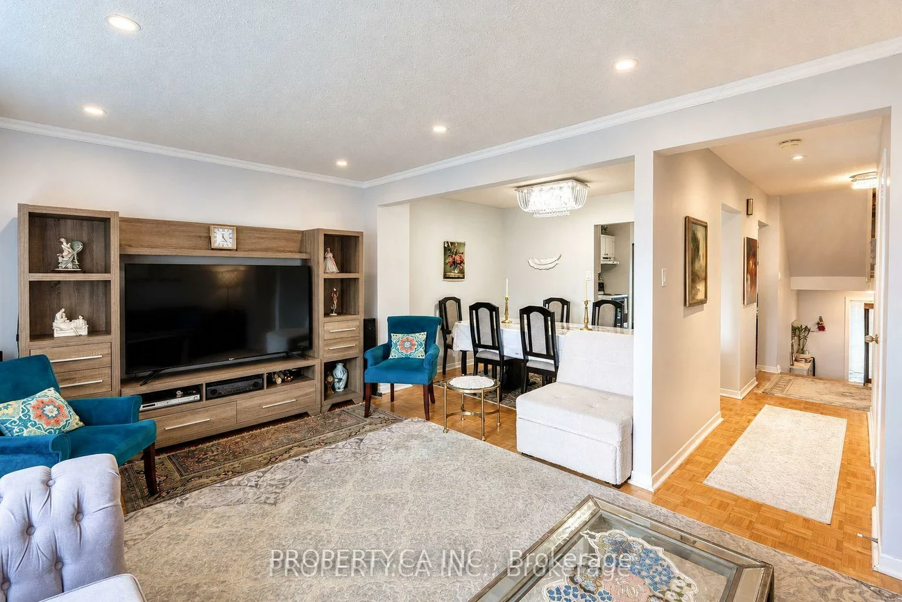 209, Castle Rock, North Richvale, Richmond Hill