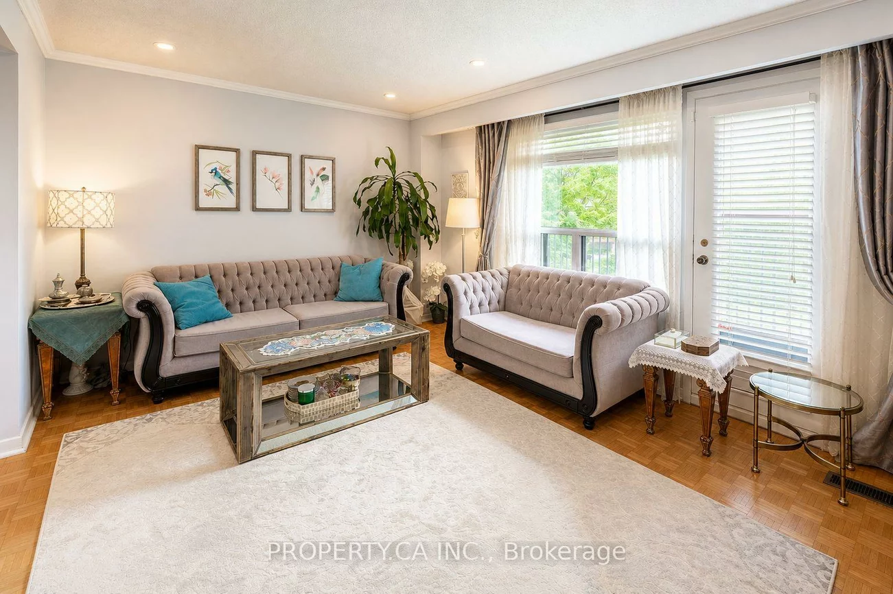 209, Castle Rock, North Richvale, Richmond Hill