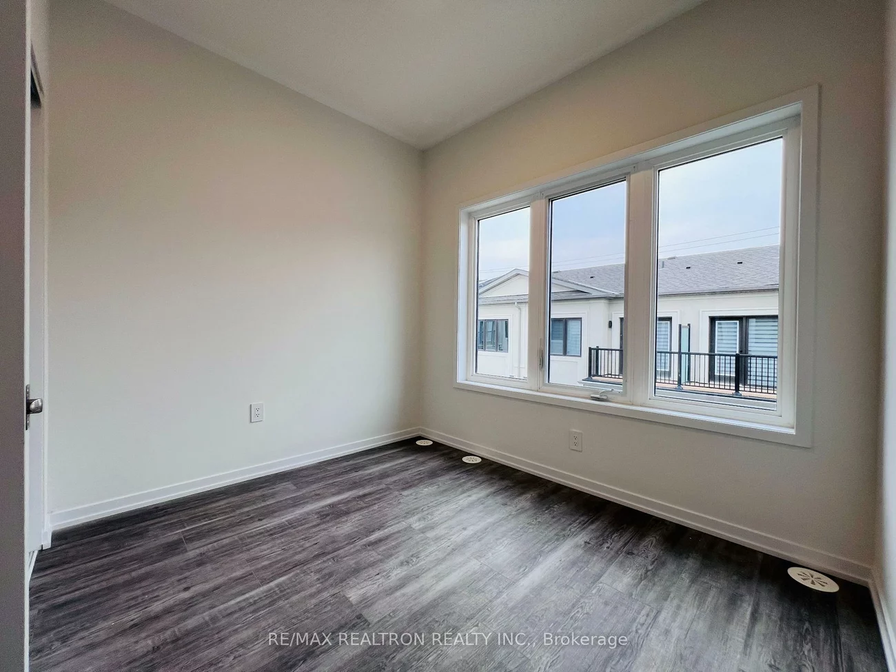 105, Matawin, Headford Business Park, Richmond Hill