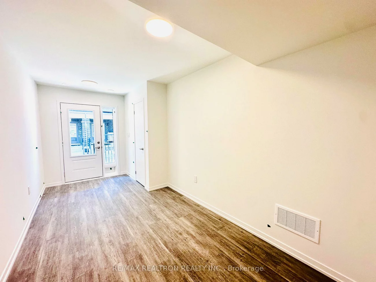 105, Matawin, Headford Business Park, Richmond Hill