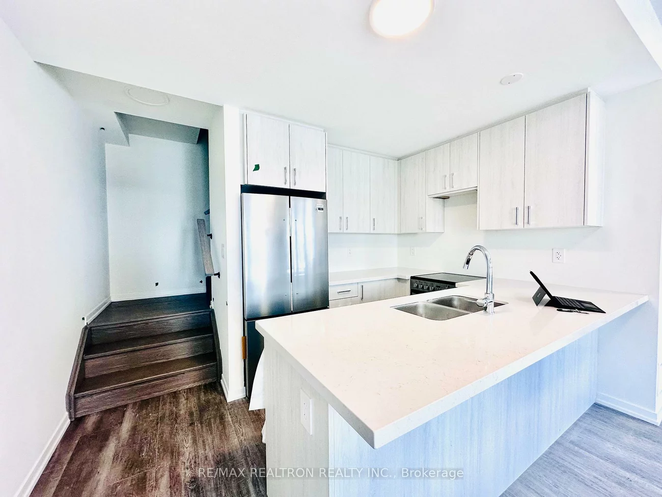 105, Matawin, Headford Business Park, Richmond Hill