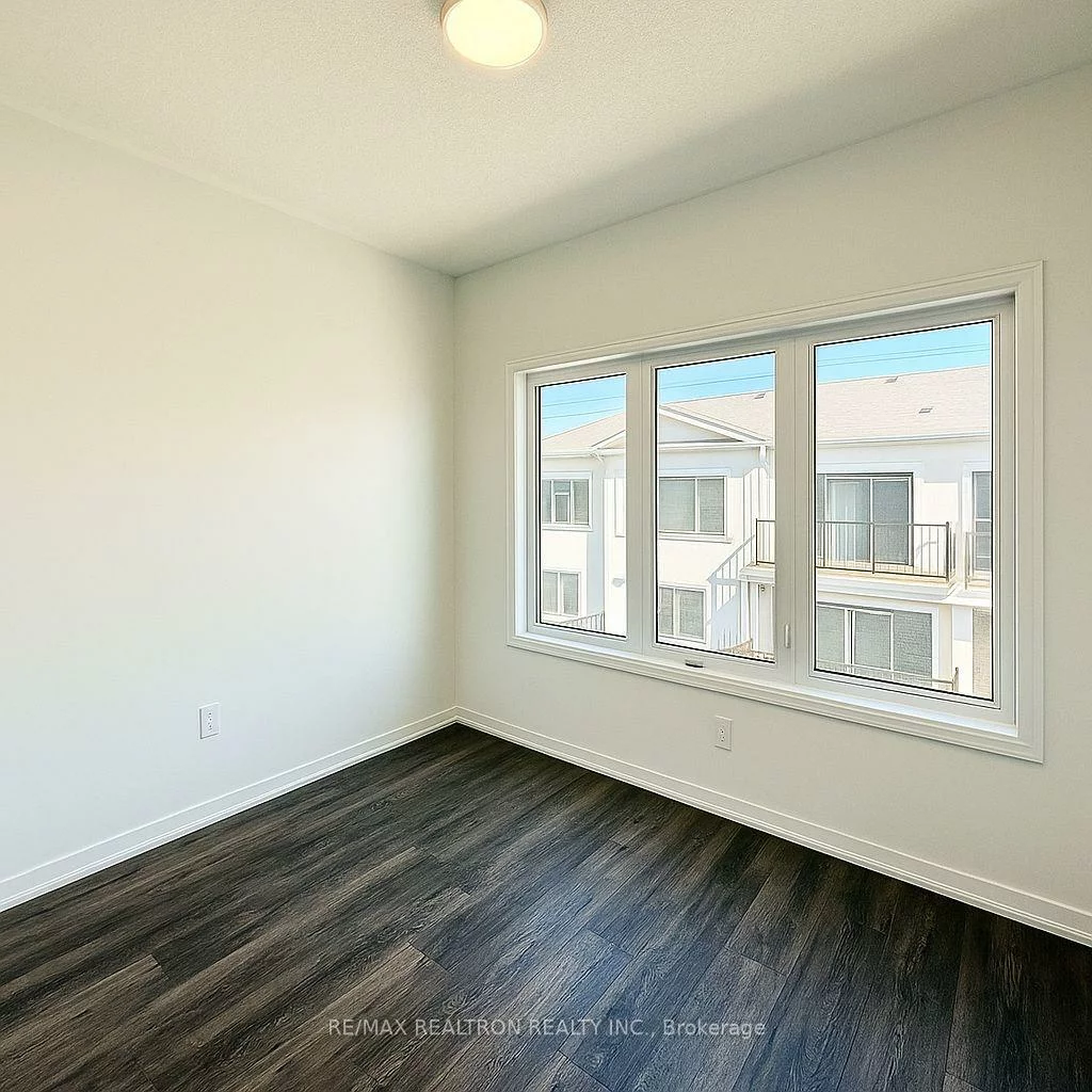 105, Matawin, Headford Business Park, Richmond Hill