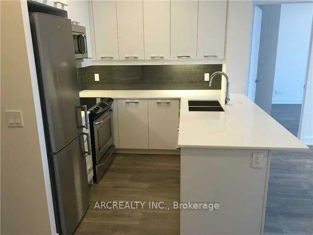 9471, Yonge, Observatory, Richmond Hill
