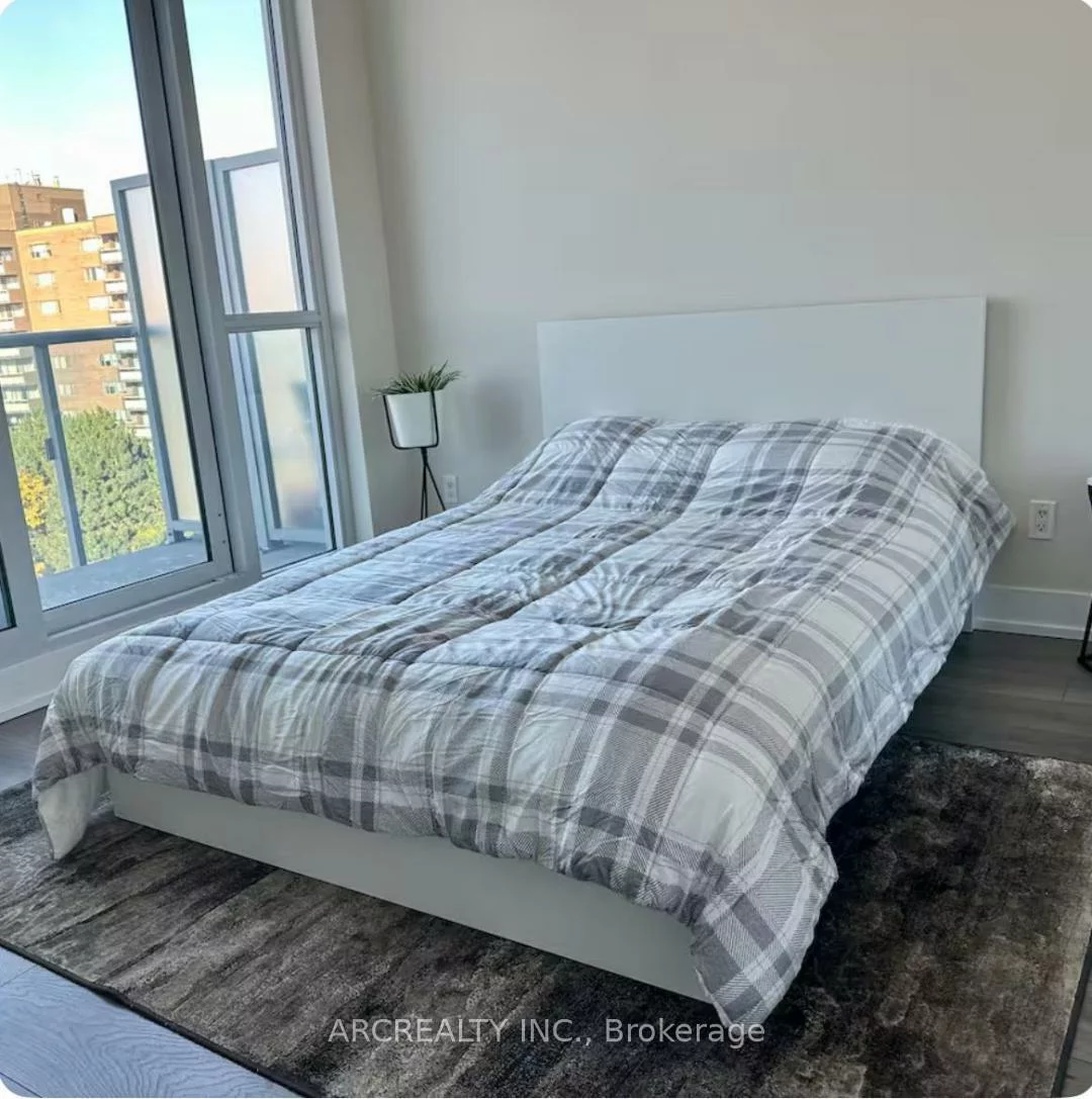 9471, Yonge, Observatory, Richmond Hill