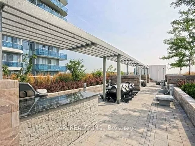 9471, Yonge, Observatory, Richmond Hill