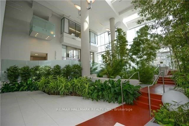 9090, Yonge, South Richvale, Richmond Hill