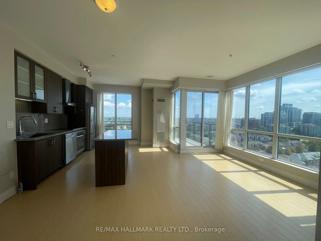 9090, Yonge, South Richvale, Richmond Hill