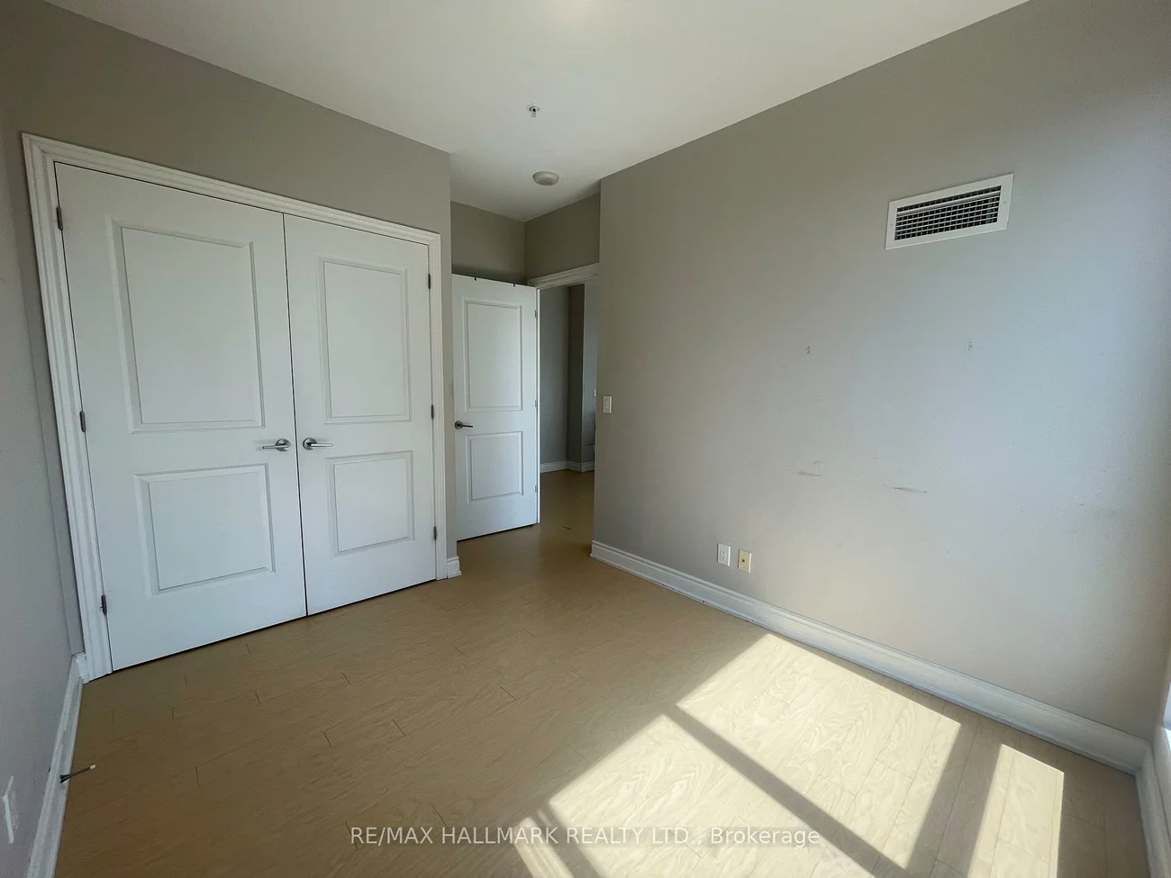 9090, Yonge, South Richvale, Richmond Hill