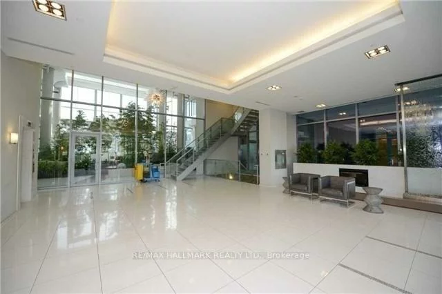 9090, Yonge, South Richvale, Richmond Hill