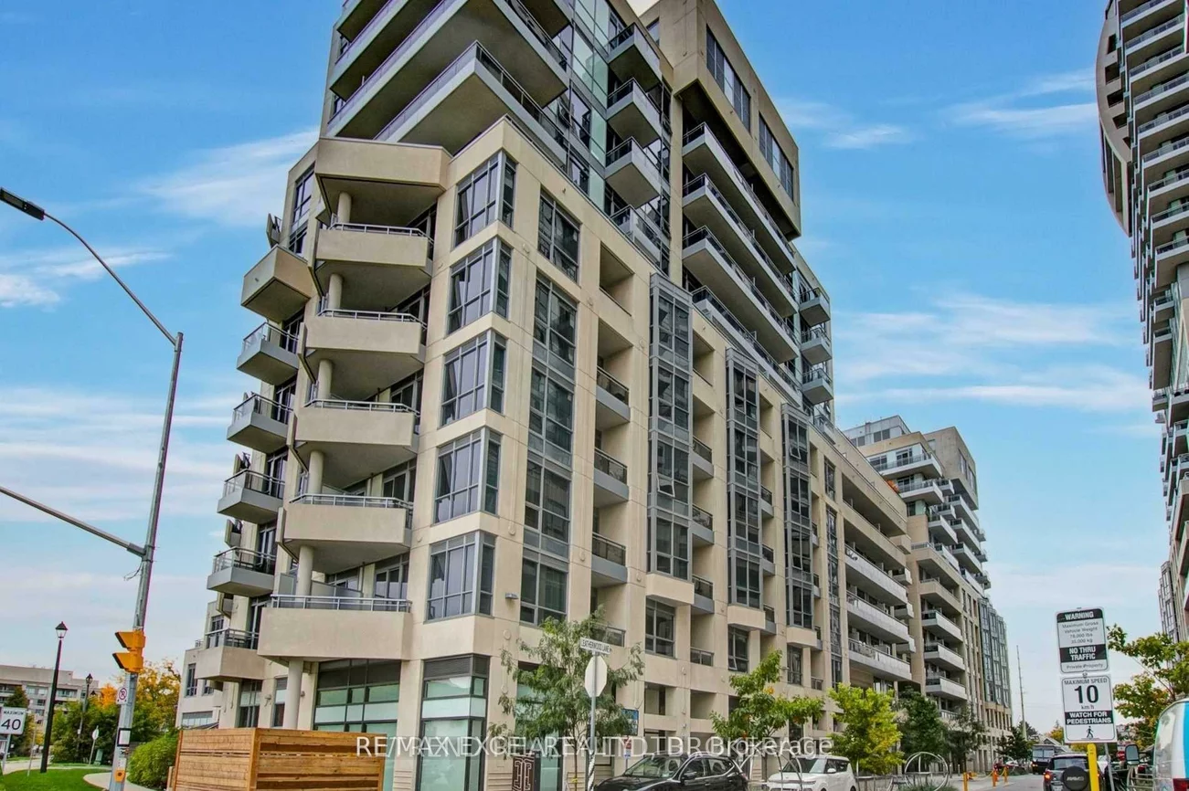 9199, Yonge, Langstaff, Richmond Hill