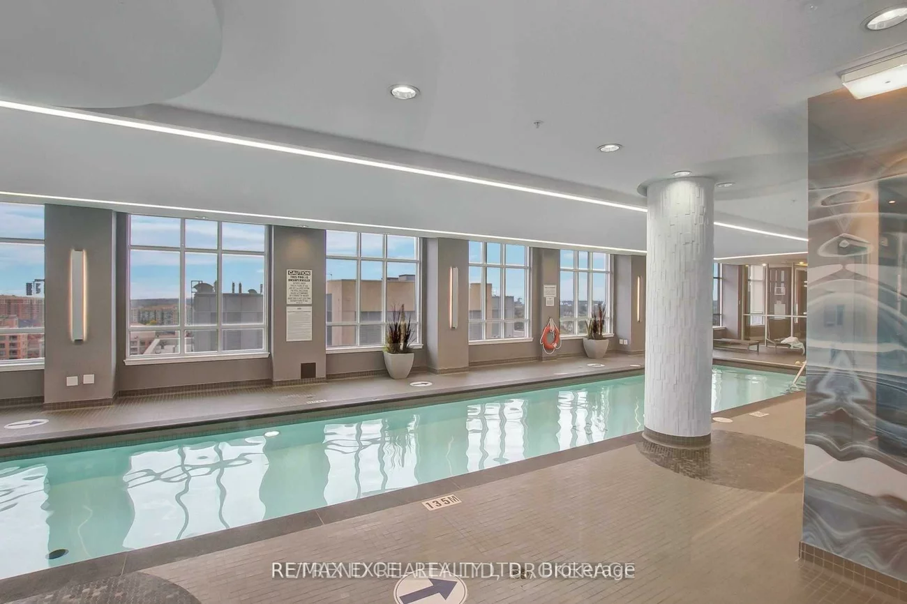 9199, Yonge, Langstaff, Richmond Hill