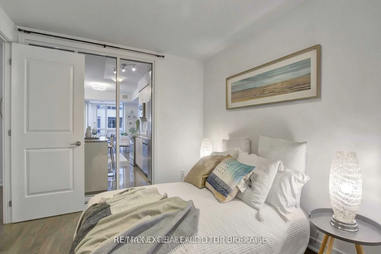 9199, Yonge, Langstaff, Richmond Hill