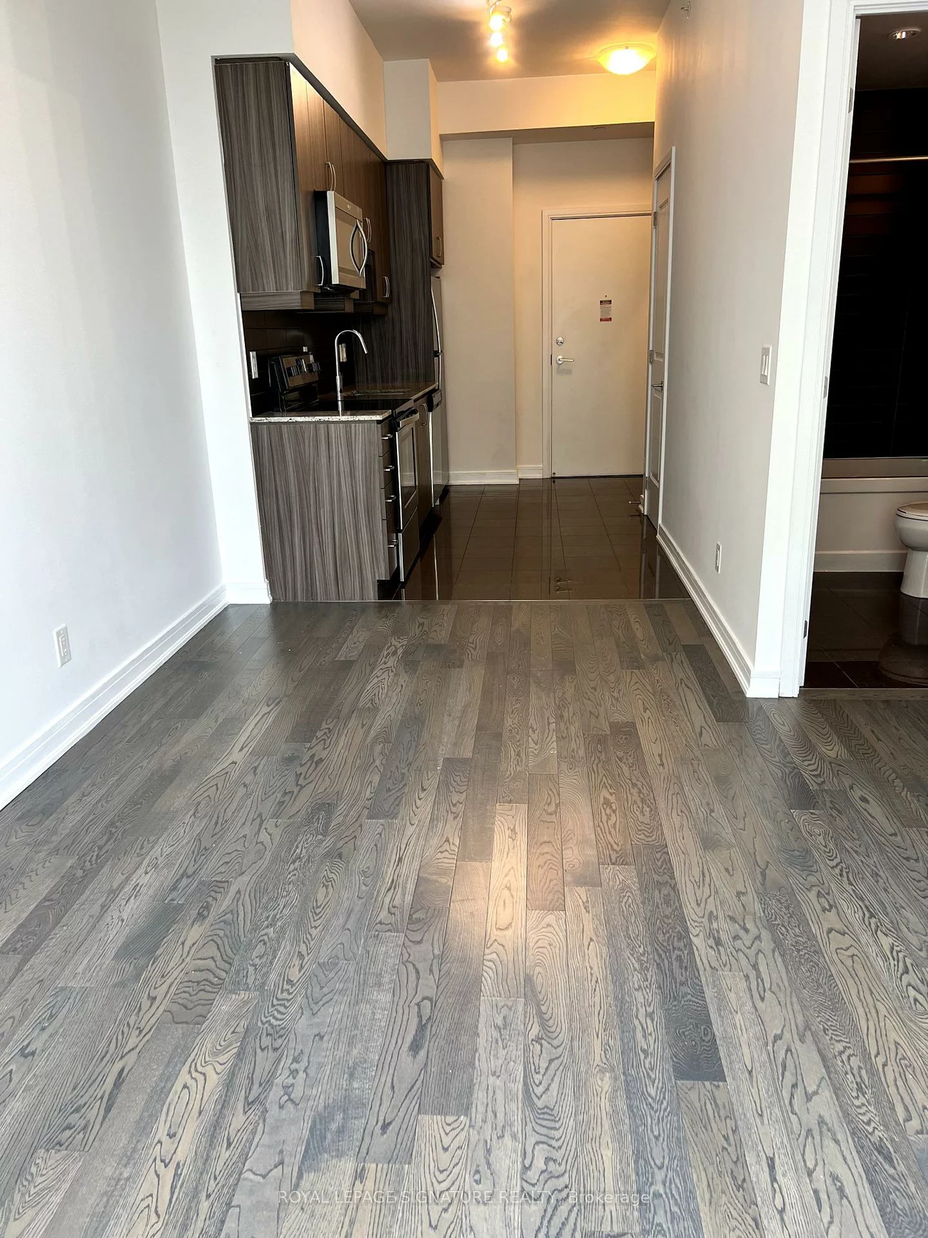 9205, Yonge, Langstaff, Richmond Hill