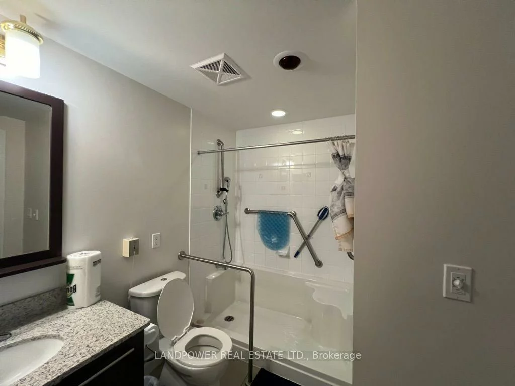 11211, Yonge, Devonsleigh, Richmond Hill