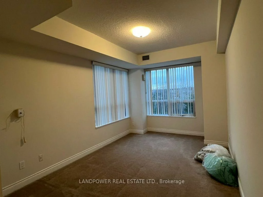 11211, Yonge, Devonsleigh, Richmond Hill