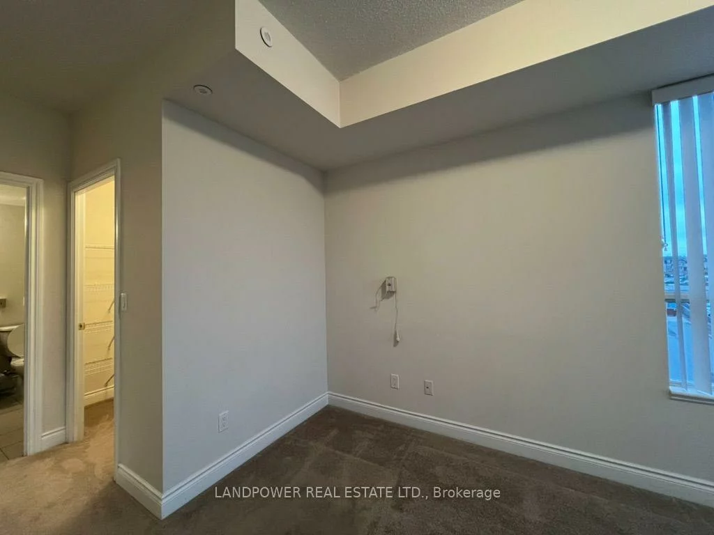 11211, Yonge, Devonsleigh, Richmond Hill