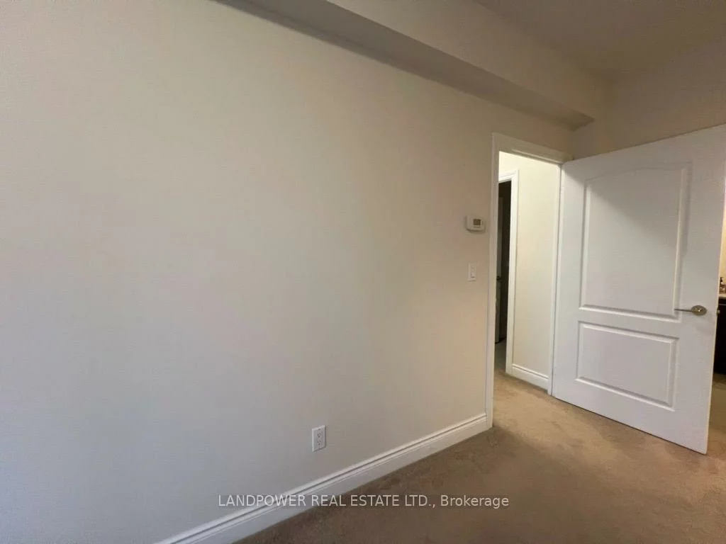 11211, Yonge, Devonsleigh, Richmond Hill