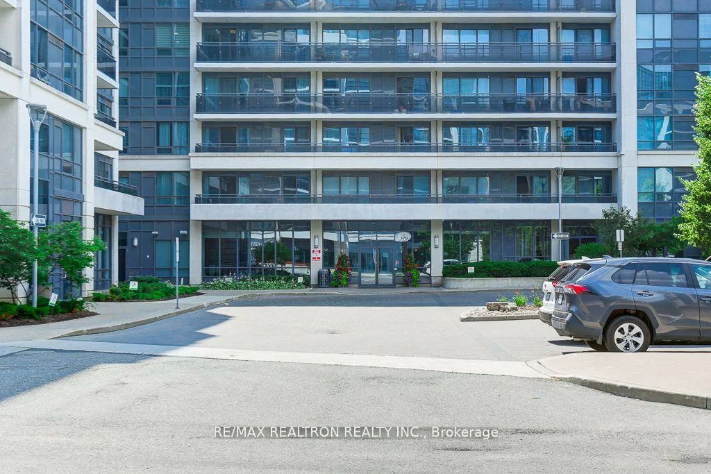 370, Highway 7, Doncrest, Richmond Hill