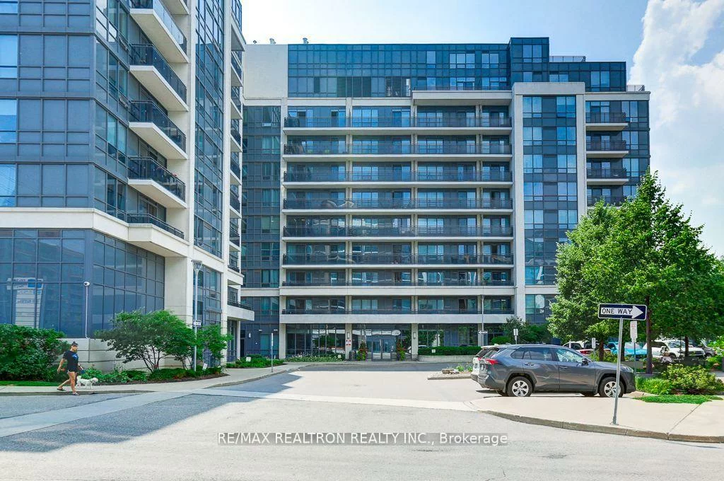 370, Highway 7, Doncrest, Richmond Hill