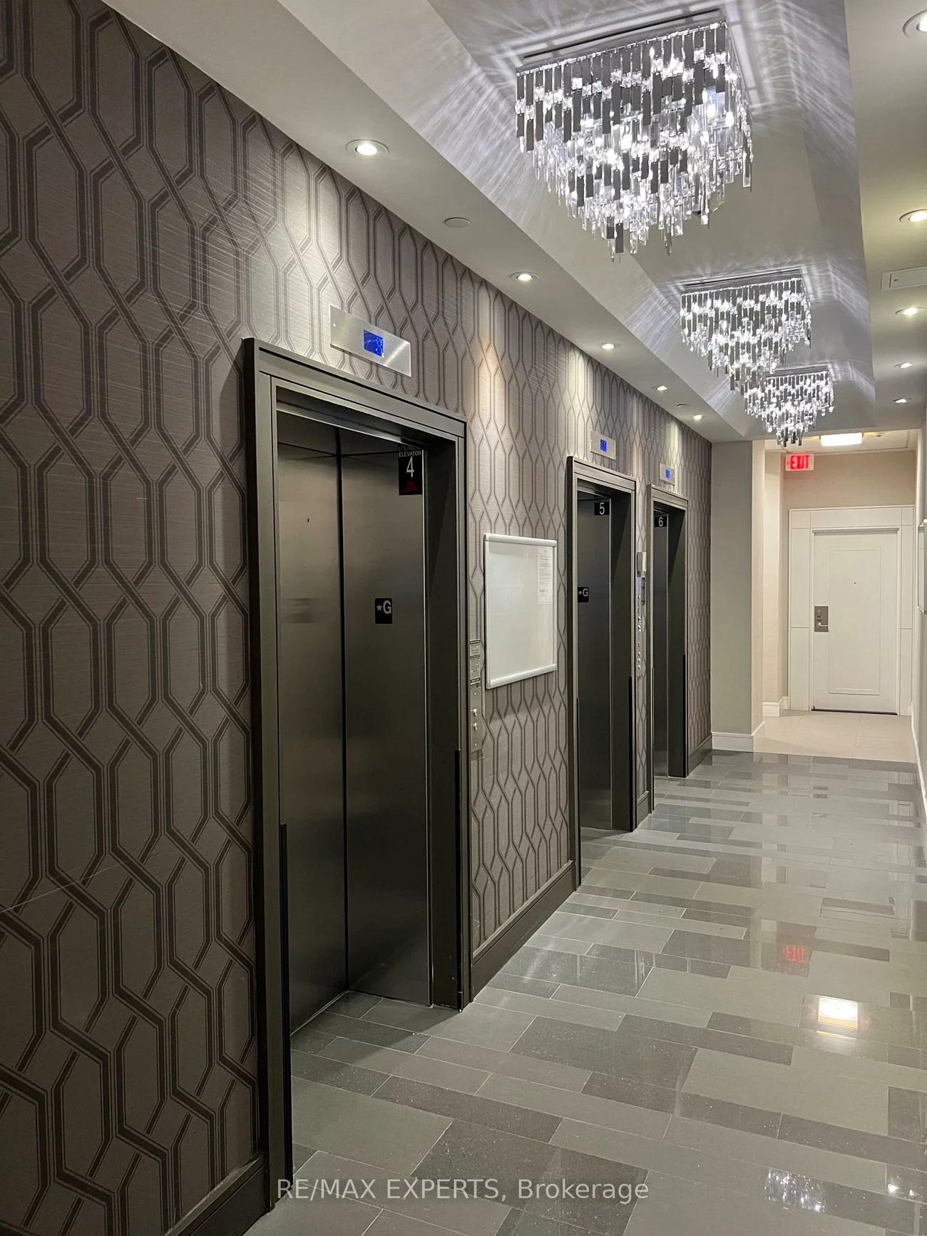 9205, Yonge, Langstaff, Richmond Hill