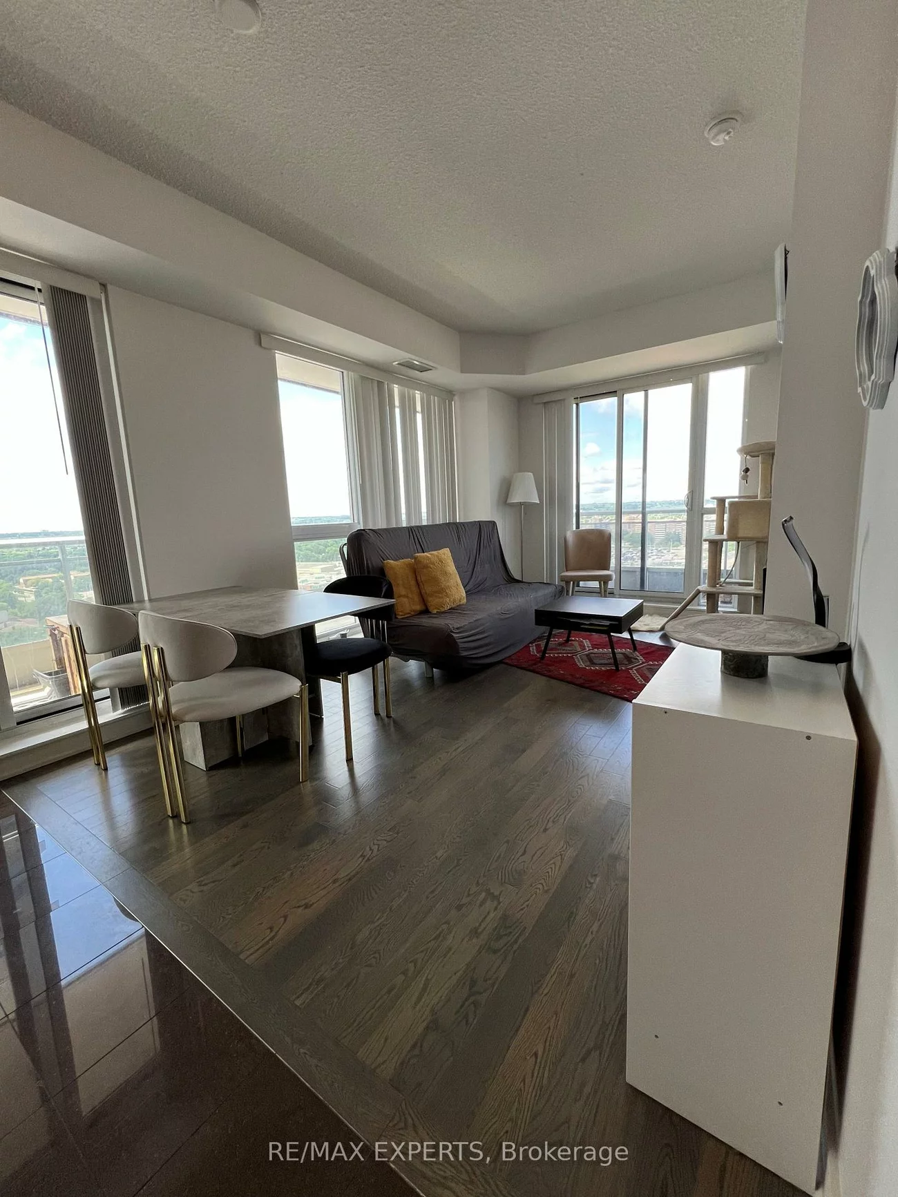 9205, Yonge, Langstaff, Richmond Hill