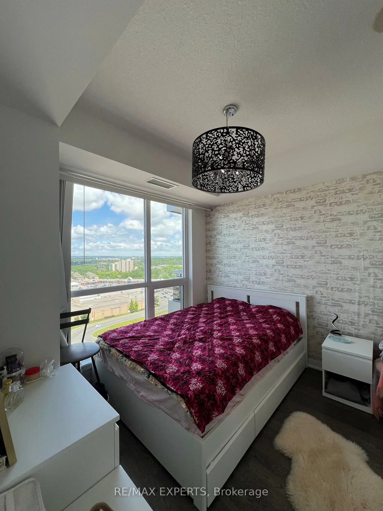 9205, Yonge, Langstaff, Richmond Hill