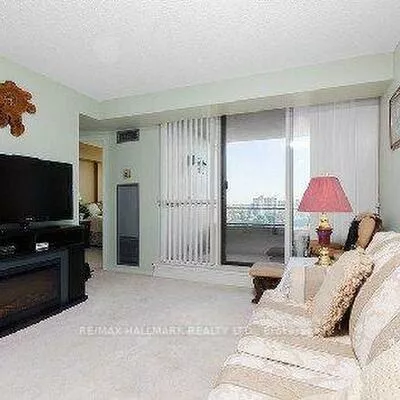 32, Clarissa, Harding, Richmond Hill