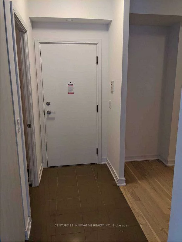9205, yonge, Langstaff, Richmond Hill