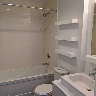 9205, yonge, Langstaff, Richmond Hill
