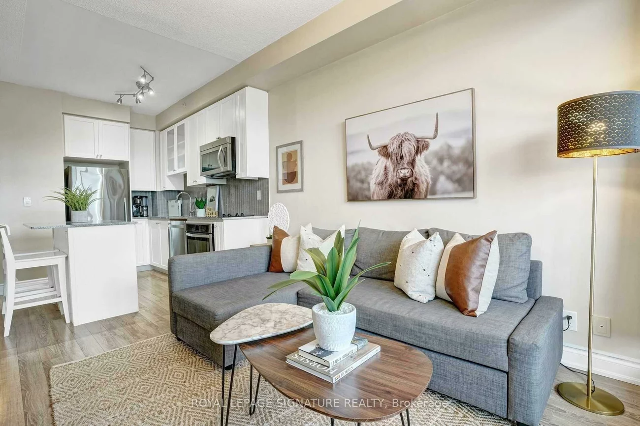 9088, Yonge, South Richvale, Richmond Hill