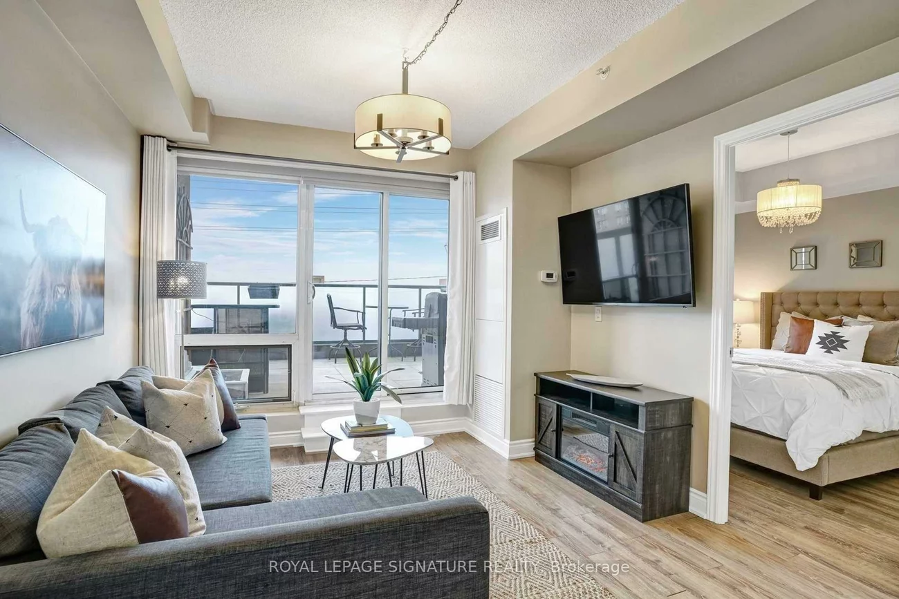 9088, Yonge, South Richvale, Richmond Hill