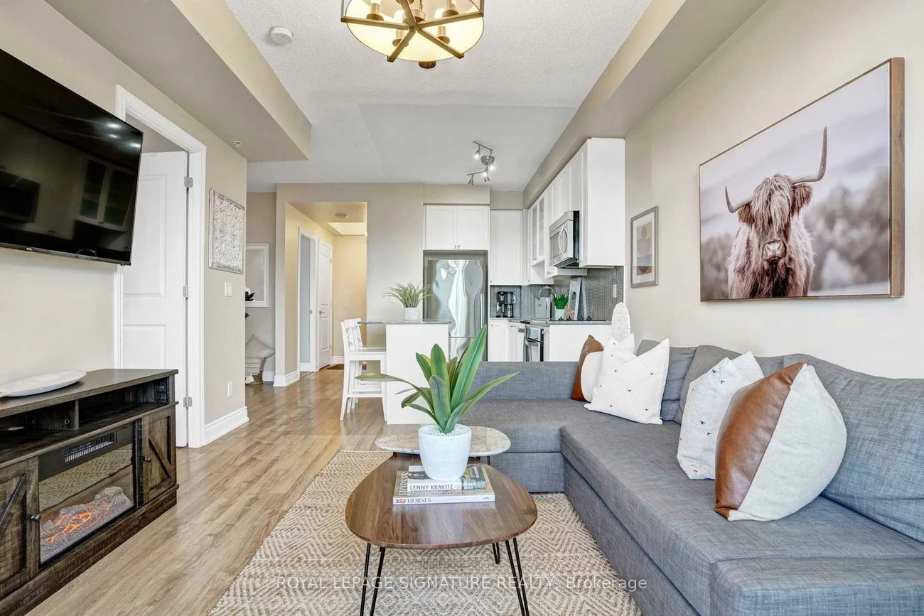 9088, Yonge, South Richvale, Richmond Hill