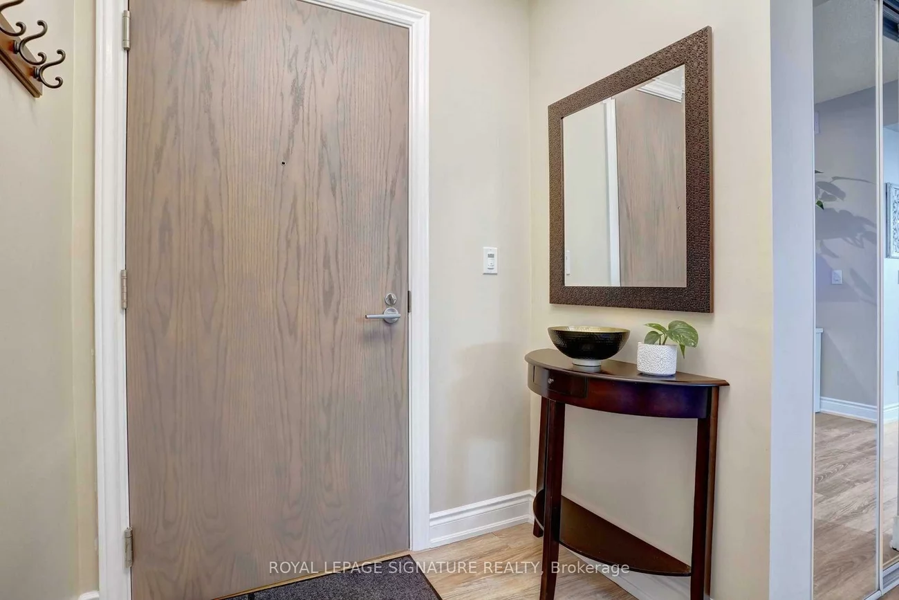 9088, Yonge, South Richvale, Richmond Hill