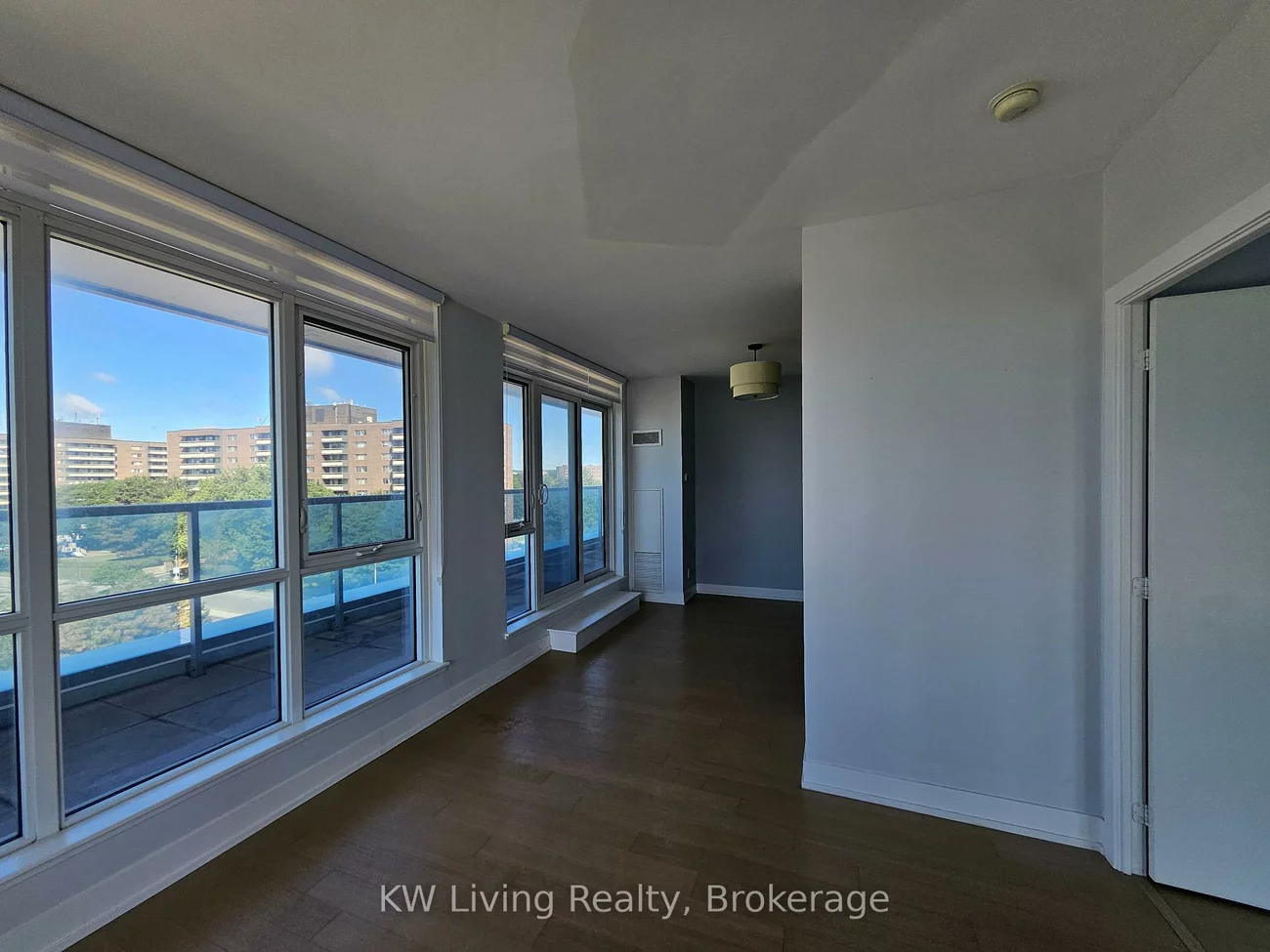 9471, Yonge, Observatory, Richmond Hill