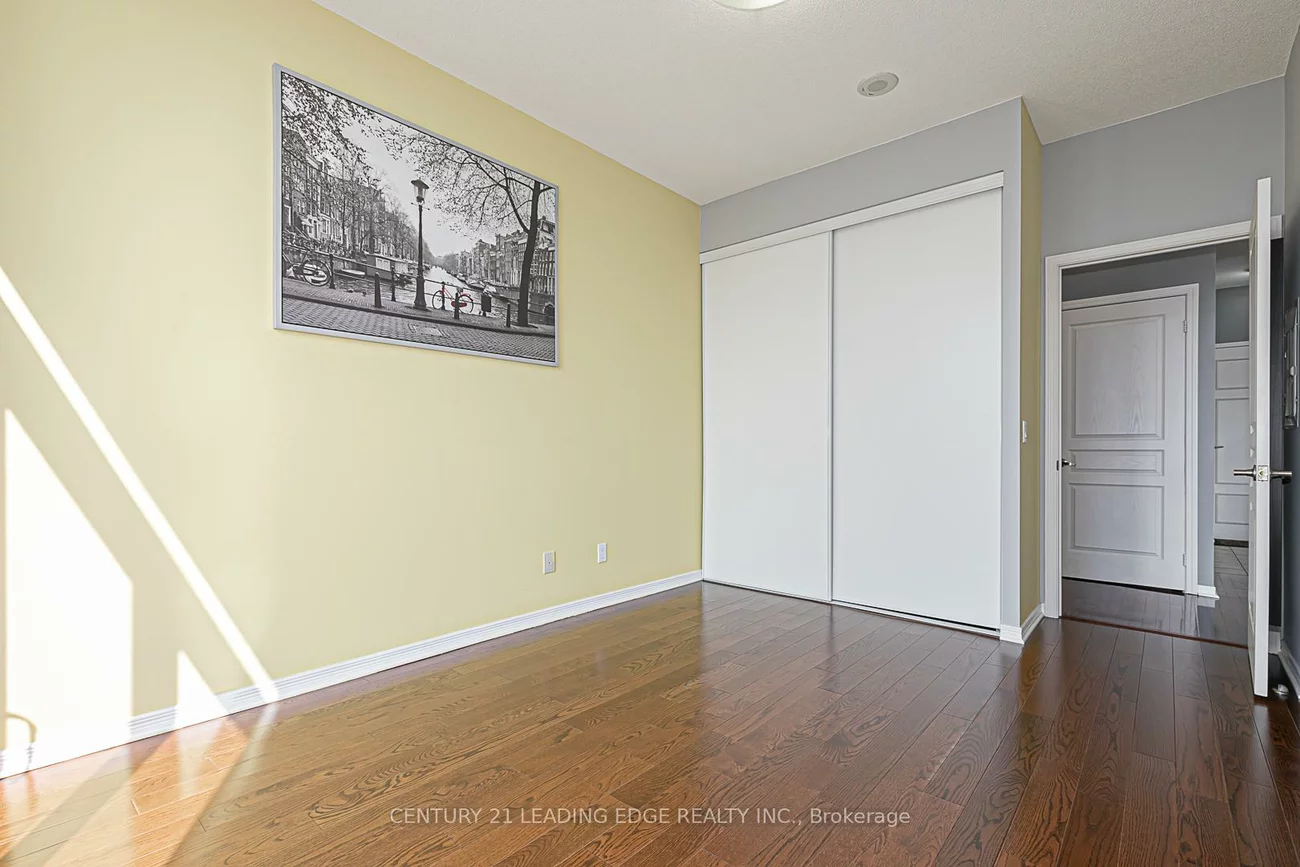 350, Red Maple, Langstaff, Richmond Hill