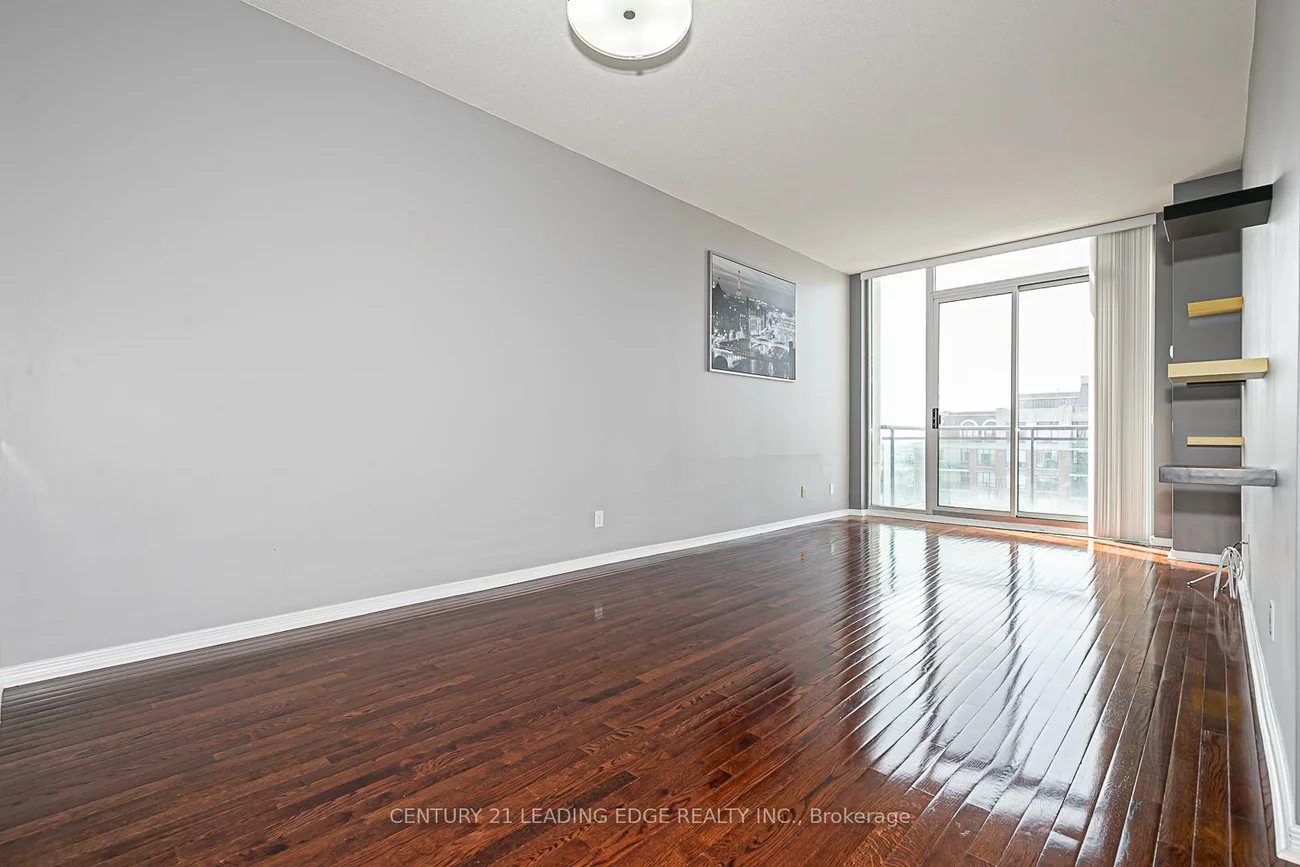 350, Red Maple, Langstaff, Richmond Hill