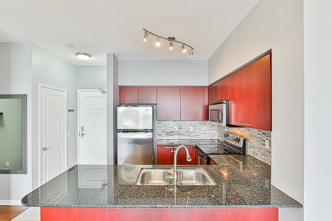 350, Red Maple, Langstaff, Richmond Hill